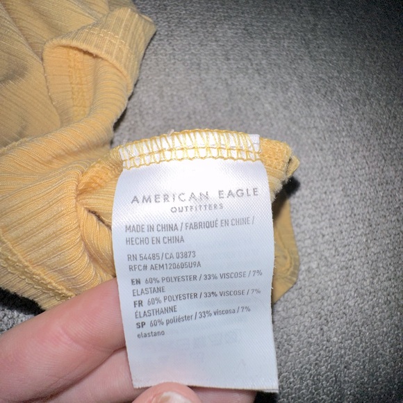AE | Cropped Yellow Tank Top - Picture 5 of 9